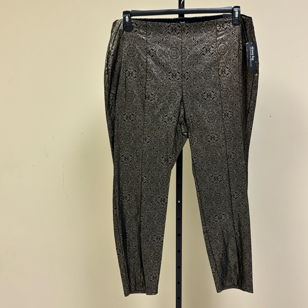Avanti Women’s pants
